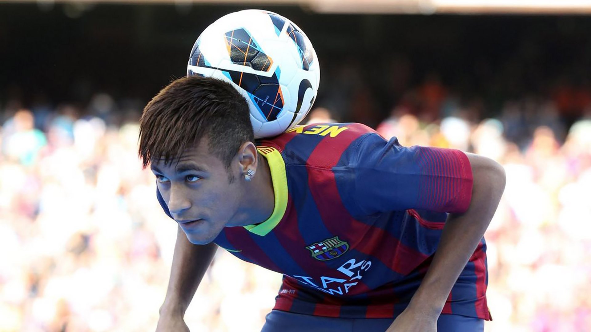 开云世界杯2026-从法网阴霾到温网辉煌，西西帕斯逆转夺冠，刷新历史纪录